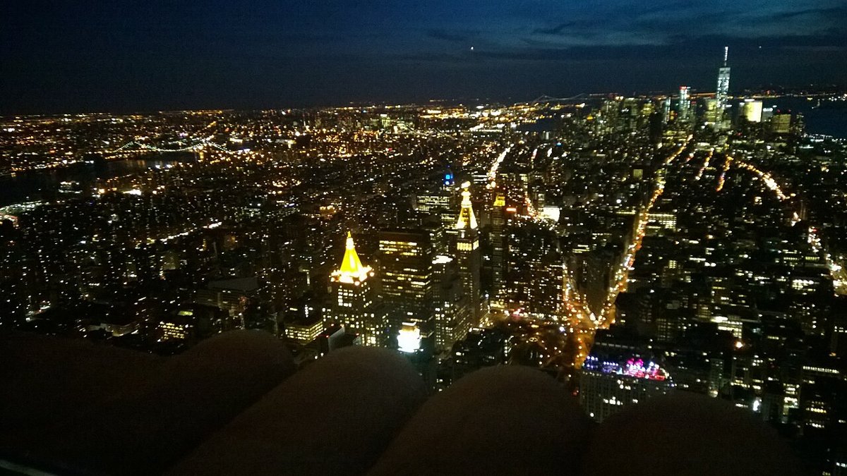 View from observation deck at Empire State Building.jpg — illustrative photo, not partner inventory