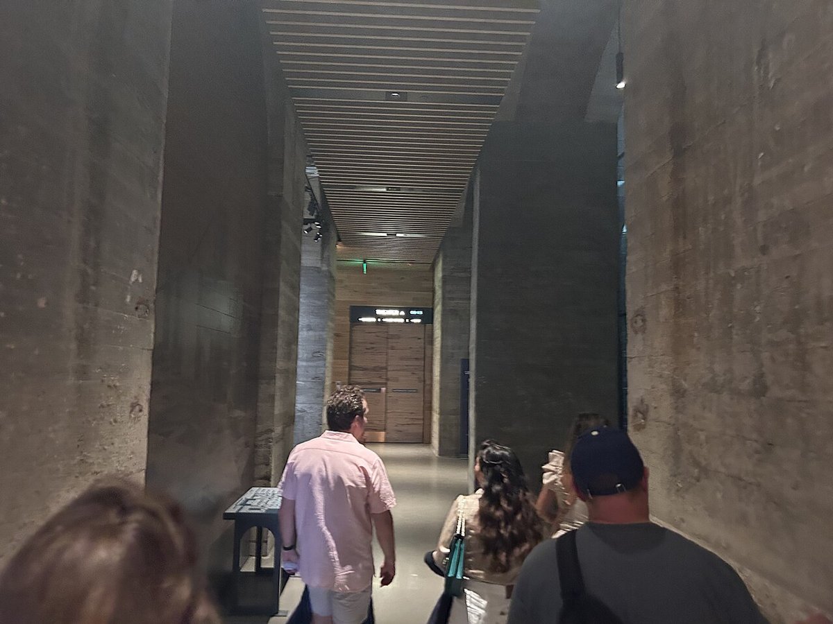 Interior Entrance, Lincoln Memorial Undercroft.jpg — illustrative photo, not partner inventory