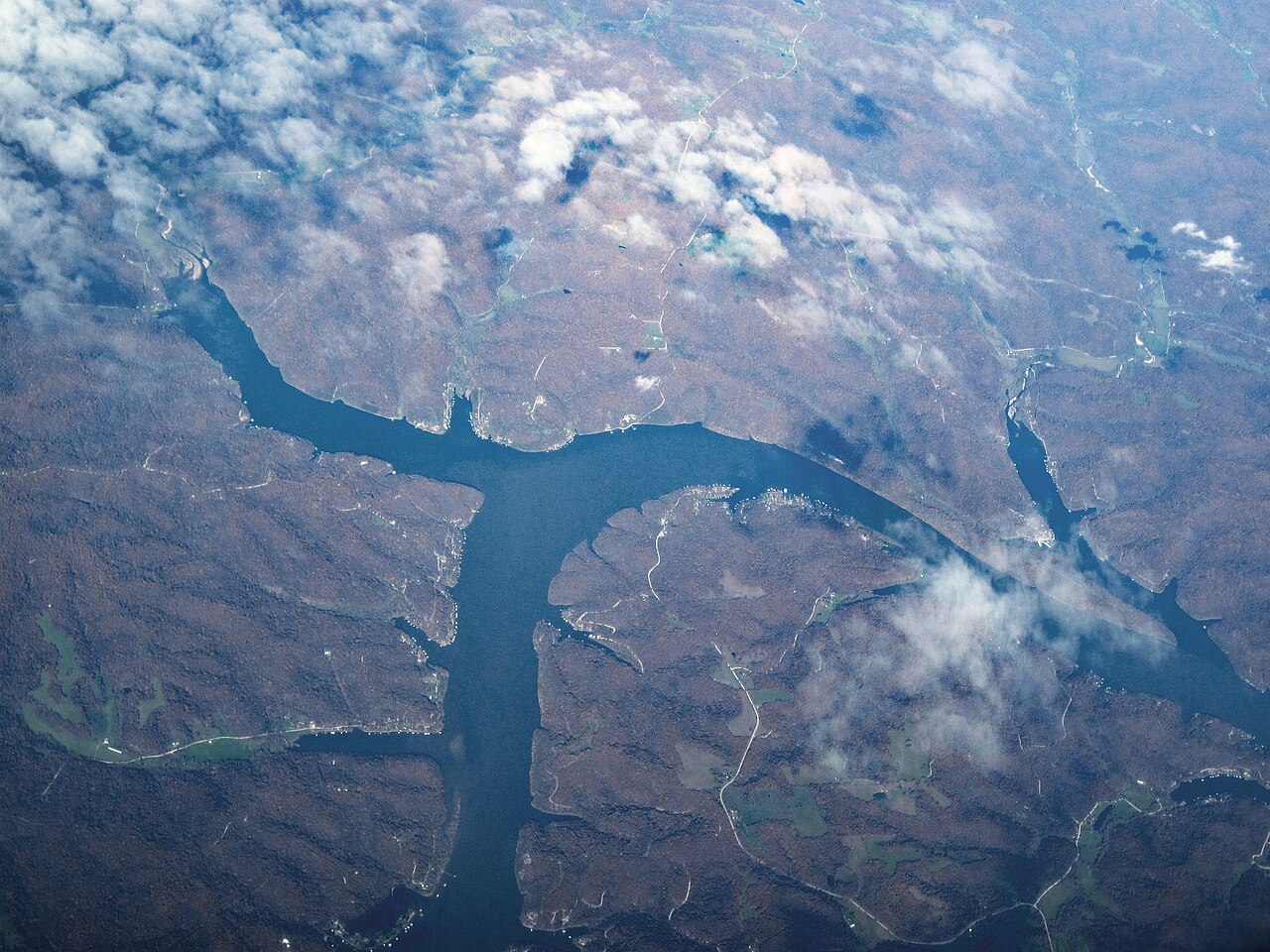 Lake of the Ozarks (central Missouri, USA) 1, illustrative activity photo