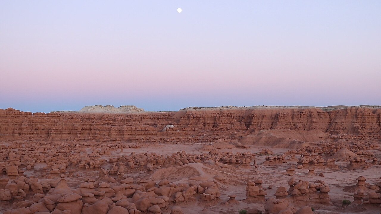 Goblin Valley -25, illustrative activity photo