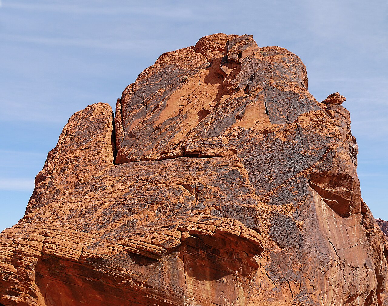Desert varnish - Valley of Fire State Park, illustrative activity photo