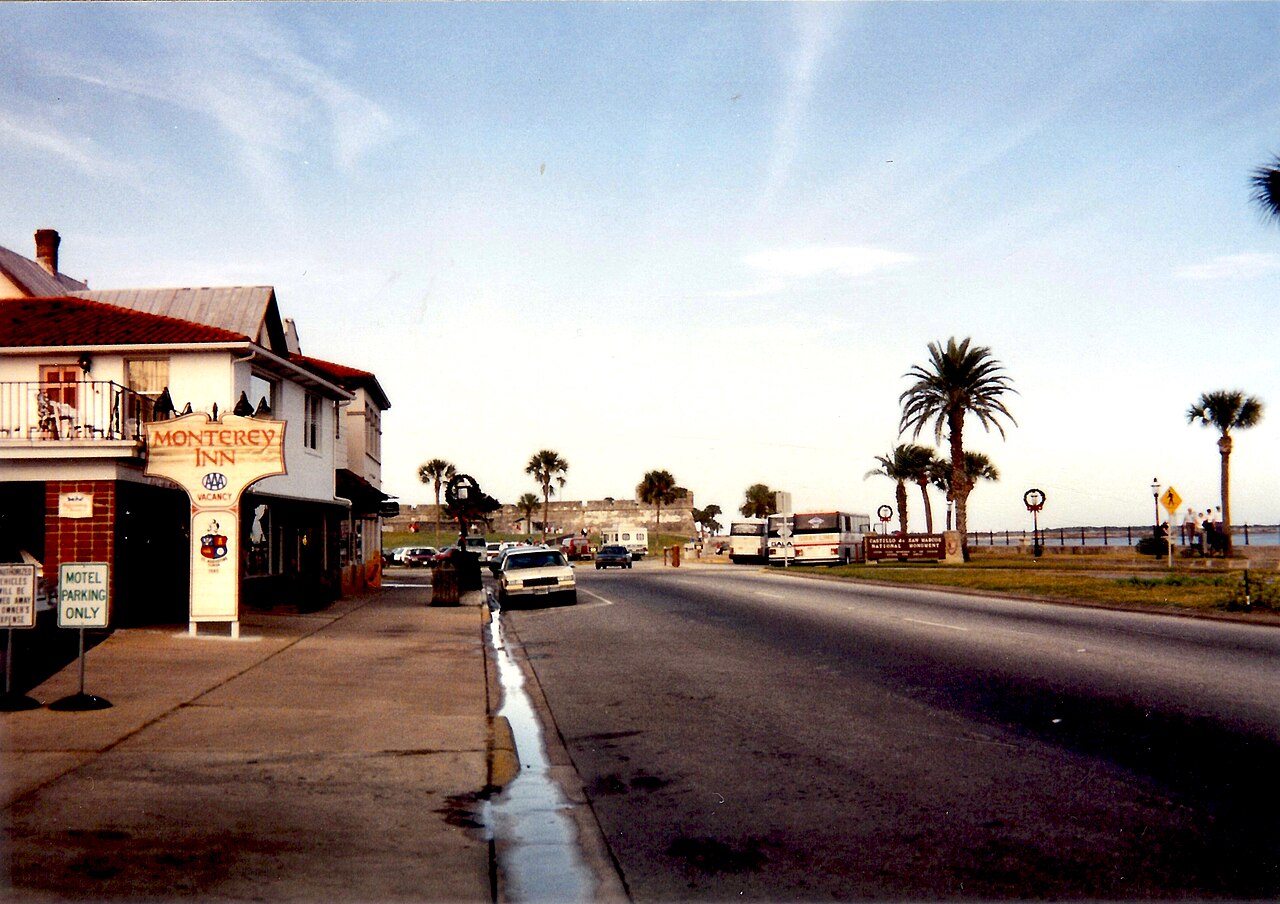 Monterey Inn, St. Augustine, FL (December 1991), illustrative activity photo