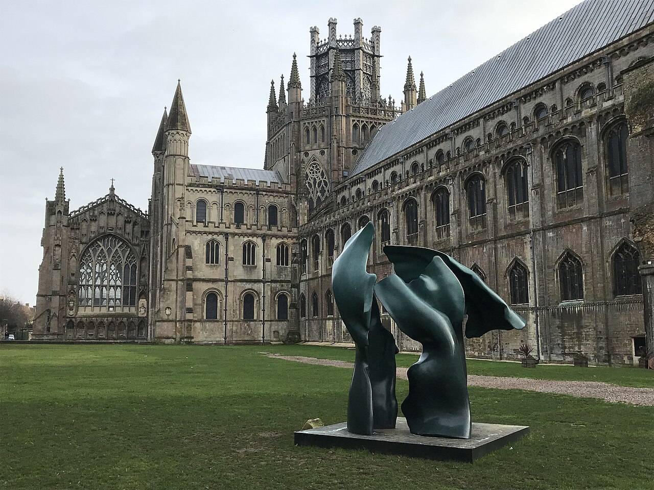 Illusion by Helaine Blumenfeld - Ely, Cambridgeshire - geograph.org.uk - 6010998, illustrative activity photo