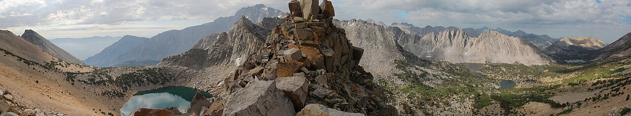 California, Kings Canyon National Park, Kearsarge Pass, panoramic, illustrative activity photo