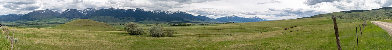 2025-06-02-230103 USA Montana Livingston 1489.8-Pano, illustrative activity photo