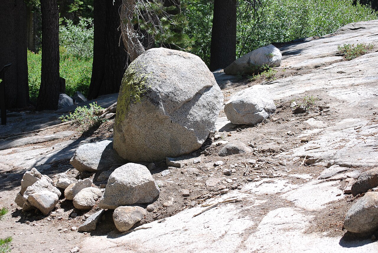 Glacial erratic in Tahoe National Forest 2, illustrative activity photo