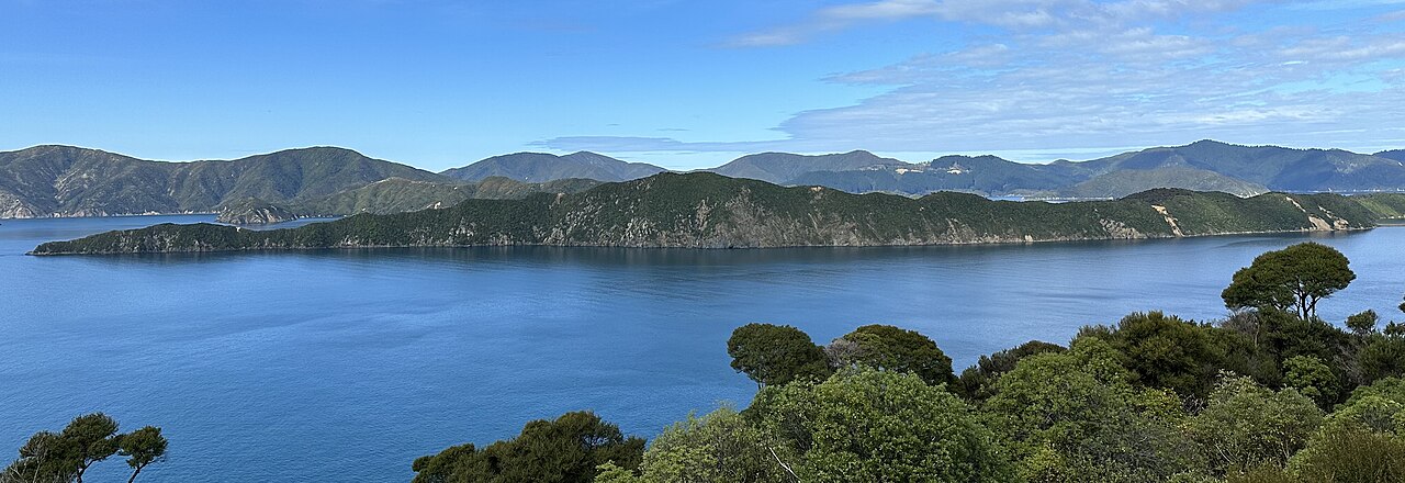 Long Island from Motuara, illustrative activity photo