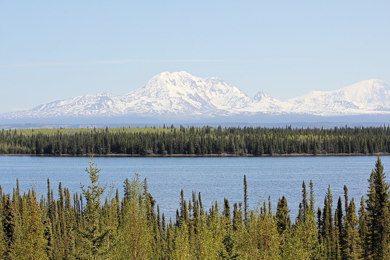 Wrangell-St.-Elias-Nationalpark in Alaska mid May, illustrative activity photo