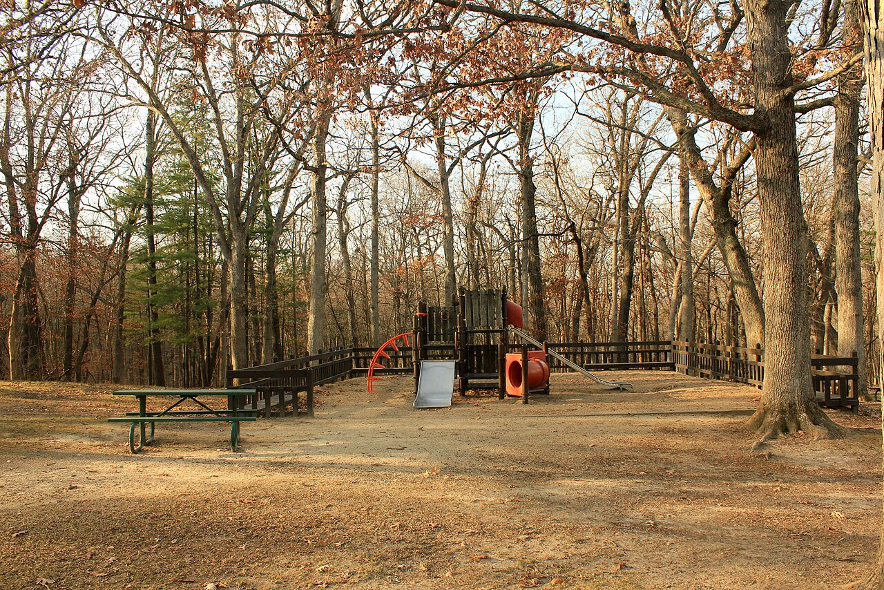 Gfp-iowa-pikes-peak-state-park-playground, illustrative photo