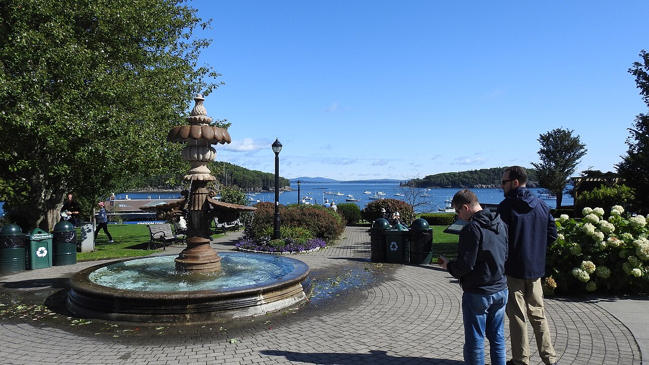 Day 3 - Bar Harbor, ME (Jays Birthday) (48746341596), illustrative photo