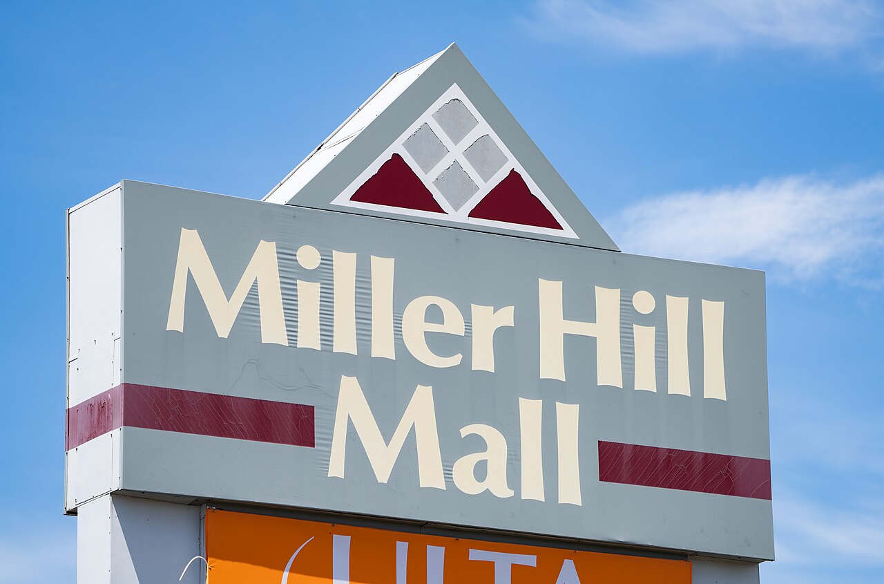 Miller Hill Mall - Duluth - Minnesota (51261899217), illustrative activity photo