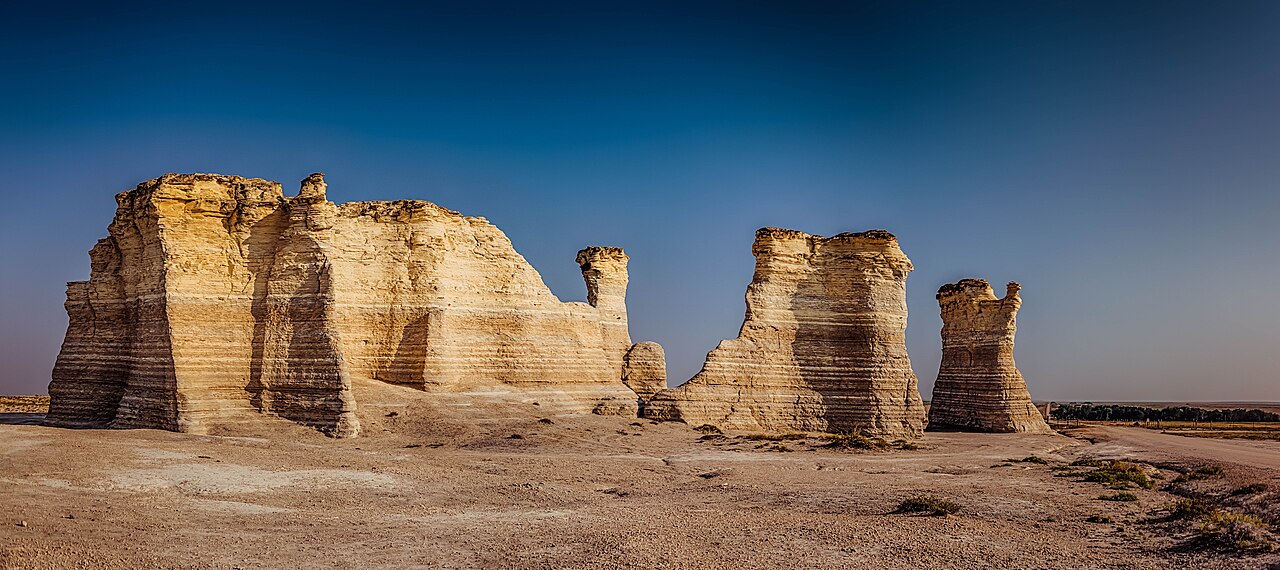 Monument Rocks 1, illustrative photo