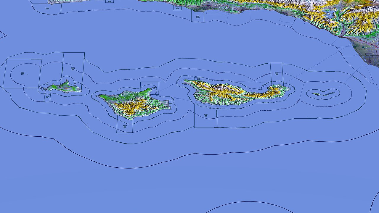 TF-Channel Islands 01, illustrative activity photo