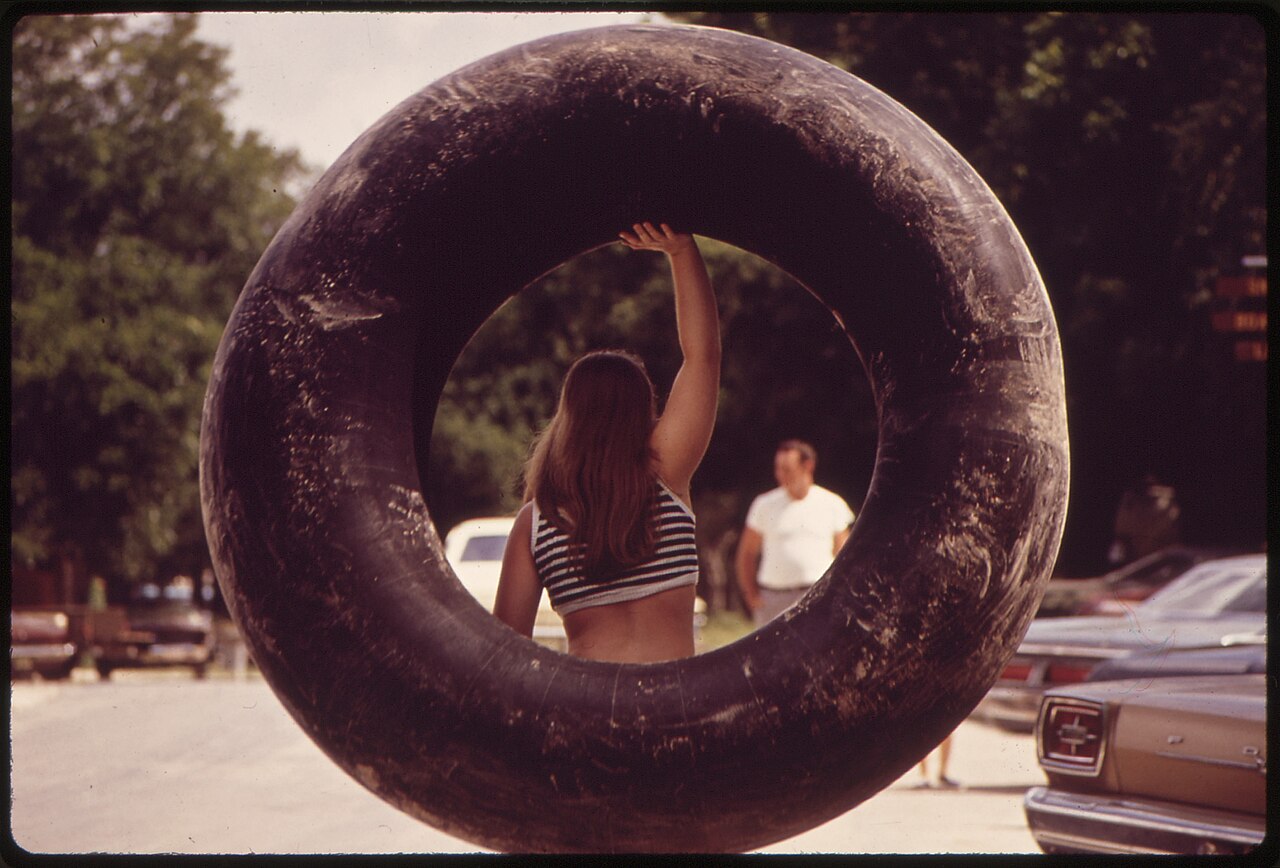 CAMPERS IN GARNER STATE PARK - NARA - 546194, illustrative activity photo