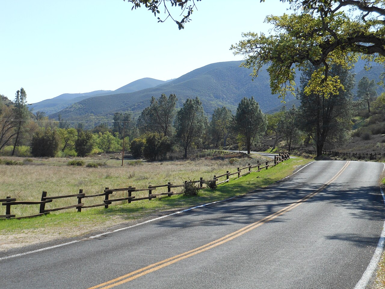Pinnacles National Park, California (13412701965), illustrative activity photo