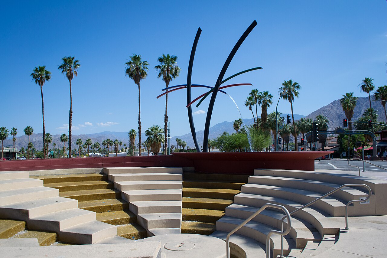 The Rainmaker Fountain (Palm Springs, California), illustrative activity photo