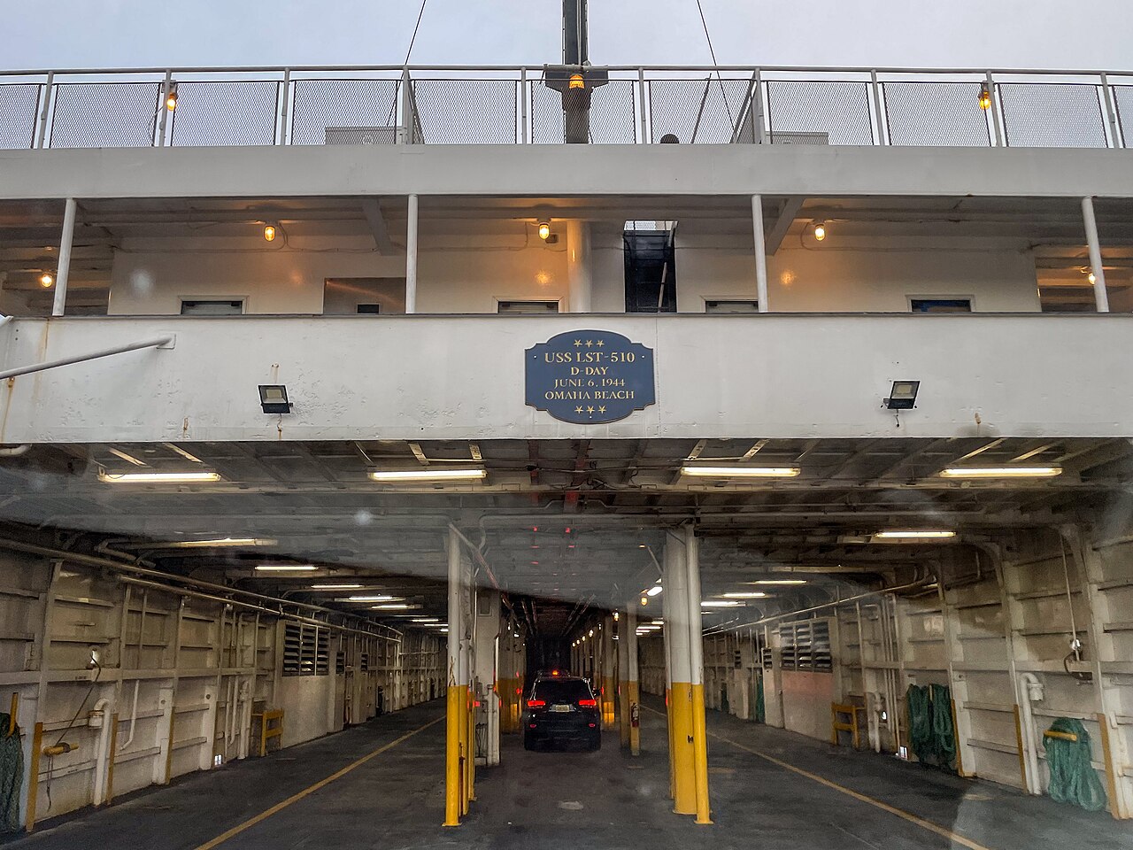 Cape Henlopen (LST-510) boarding, illustrative photo