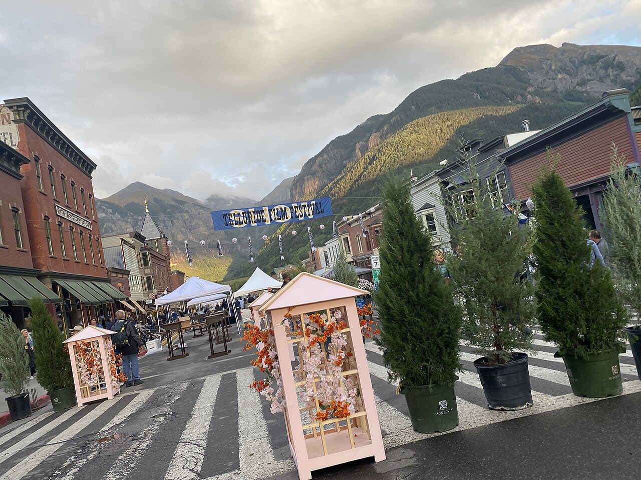Colorado Avenue at Telluride Film Festival 2021, illustrative activity photo
