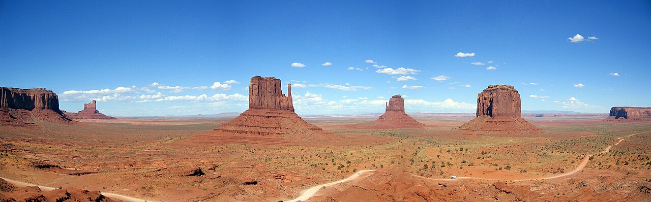 Monumentvalley, illustrative activity photo