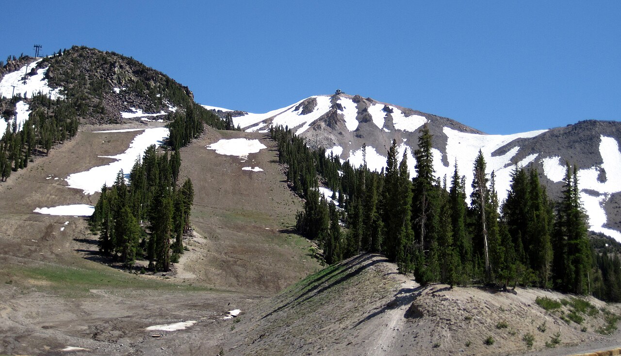 Mammoth Mountain Volcano (eastern California, USA), illustrative activity photo