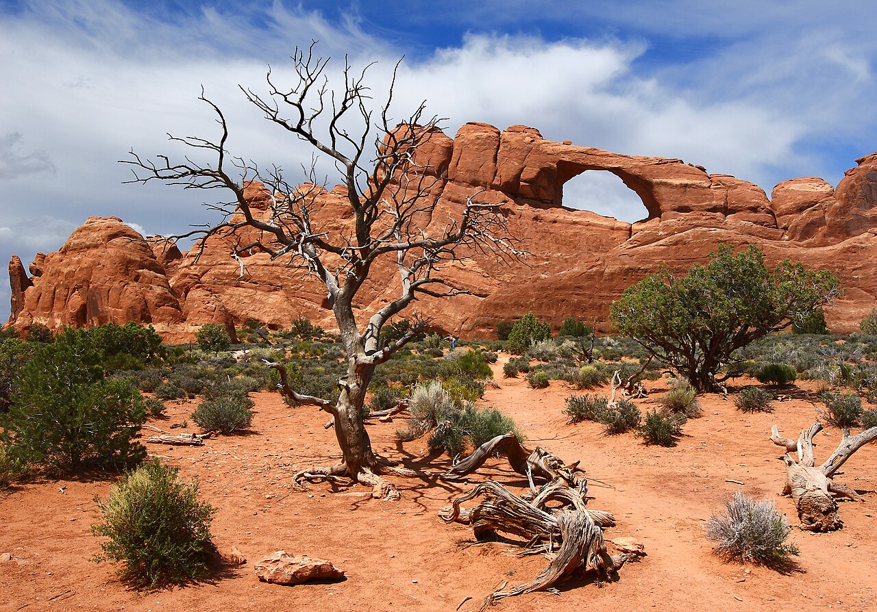 Skyline Arch at Arches National Park-Unburnsky, illustrative activity photo
