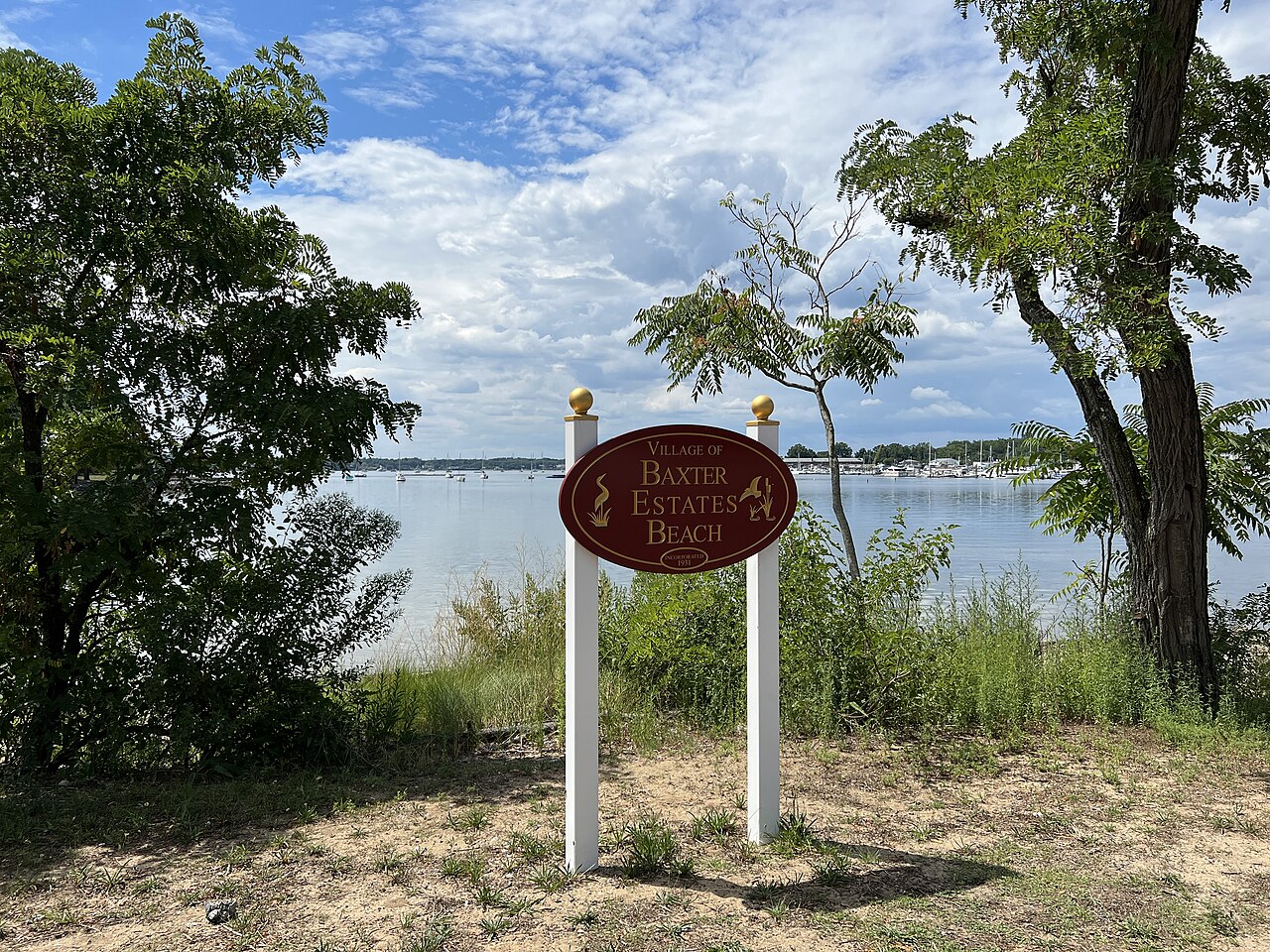 Baxter Estates Beach, Baxter Estates, NY August 17, 2022, illustrative photo