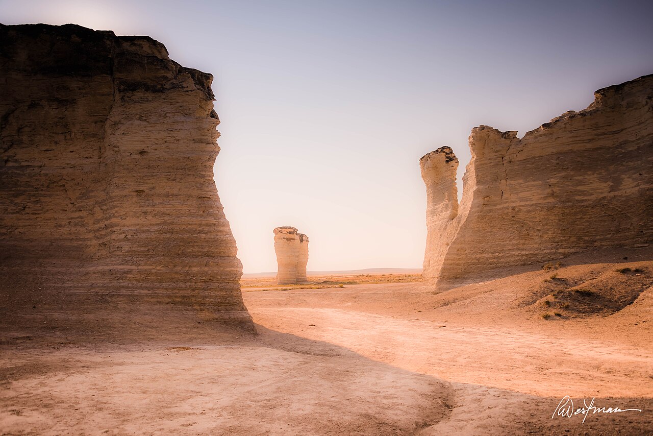Monument Rocks 2, illustrative photo