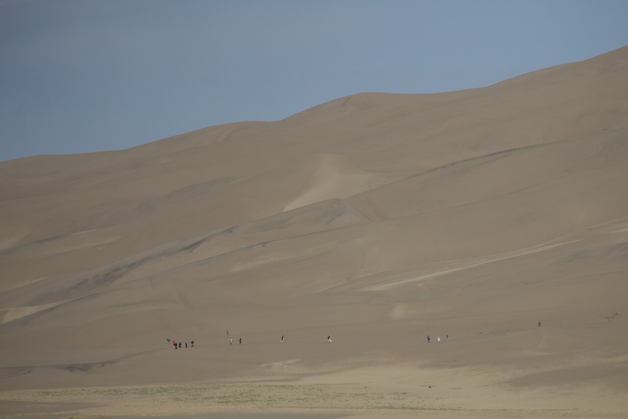Hikers in Great Sand Dunes National Park (2), illustrative activity photo