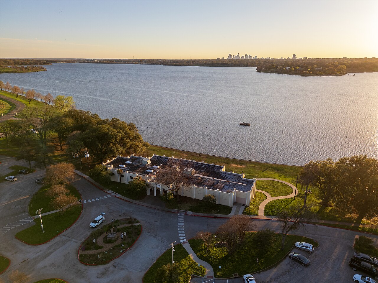 Bath House Cultural Center at White Rock Lake, illustrative activity photo
