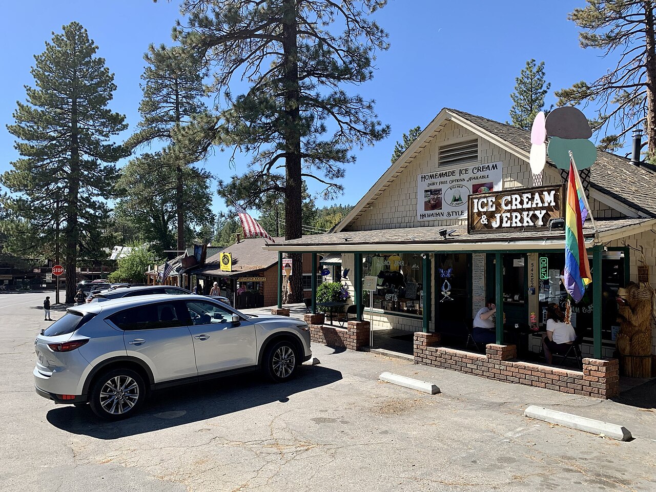 Idyllwild ice cream shop, illustrative activity photo