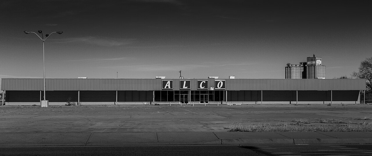 Route 66 Tucumcari, NM (24835226655), illustrative activity photo