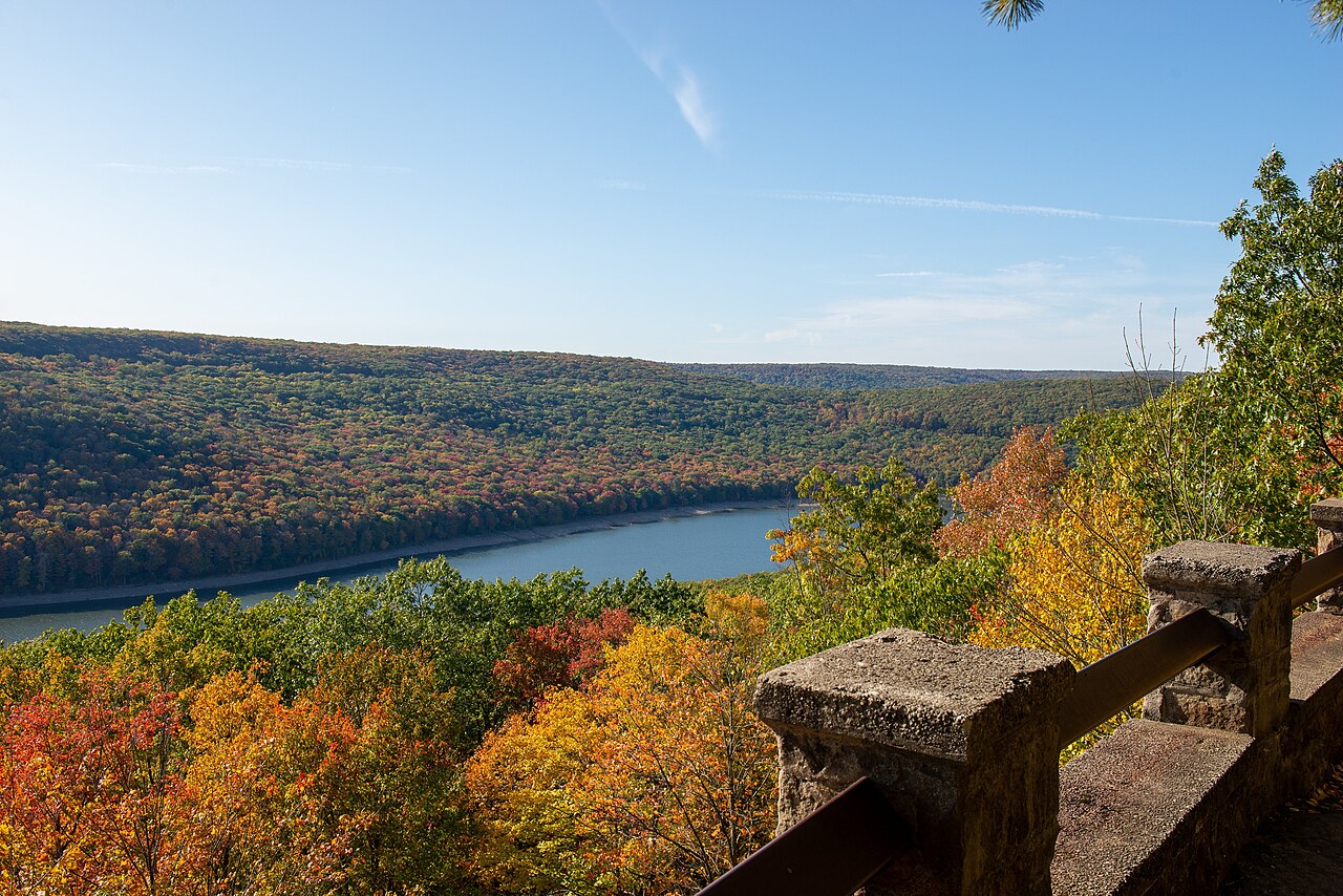 Fall colors at Allegheny National Forest 02, illustrative photo