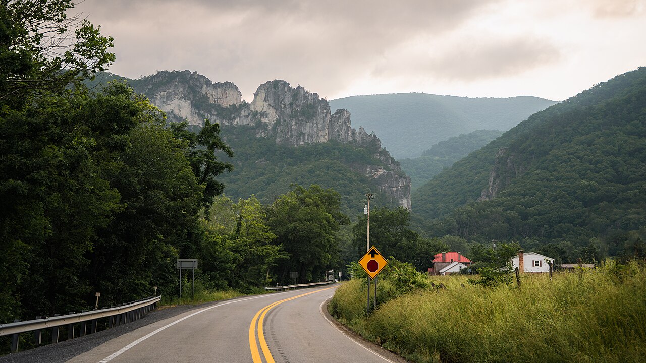 Seneca Rocks (52987198903), illustrative activity photo