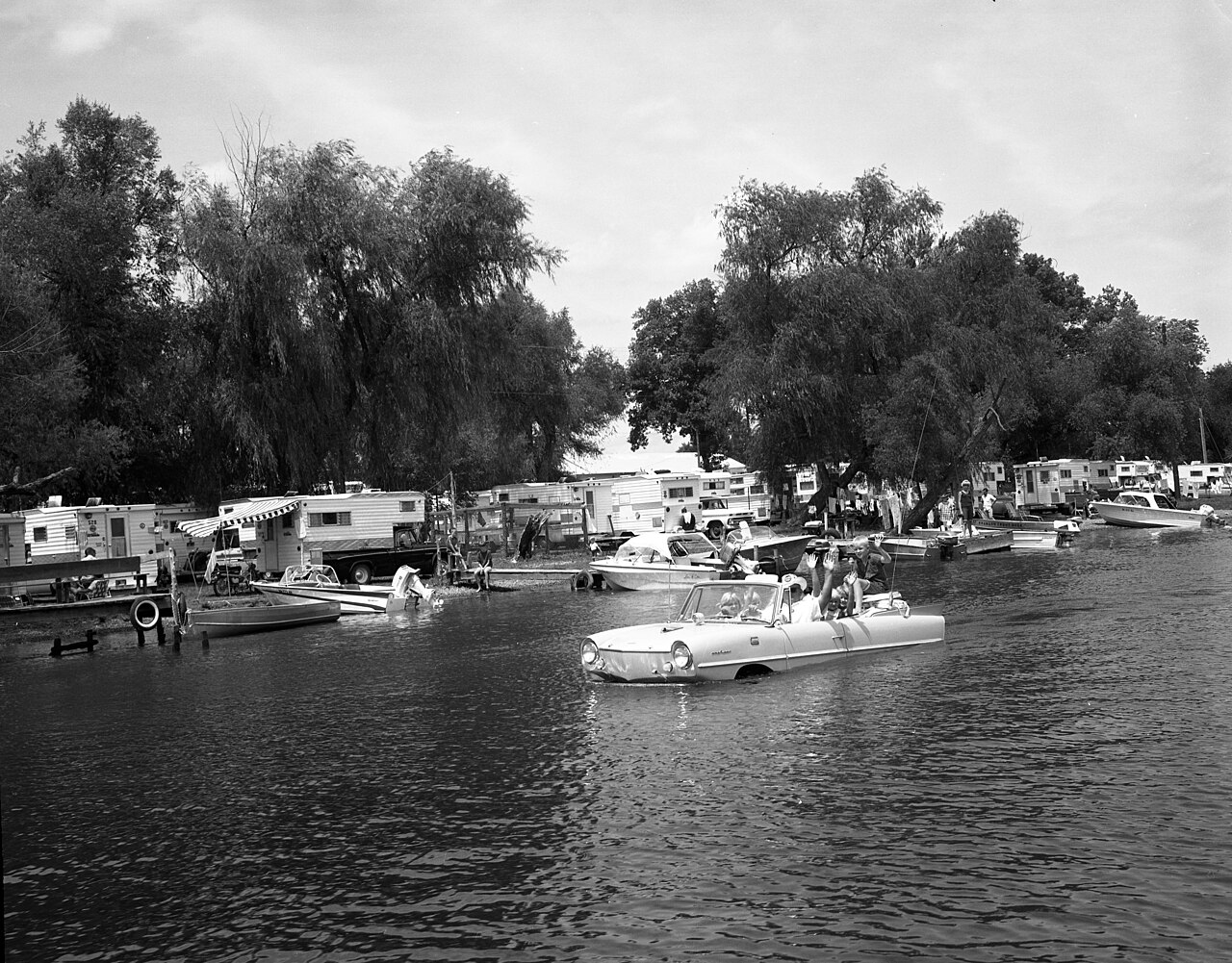 Lakeside Campsite, Branson, Missouri, illustrative activity photo